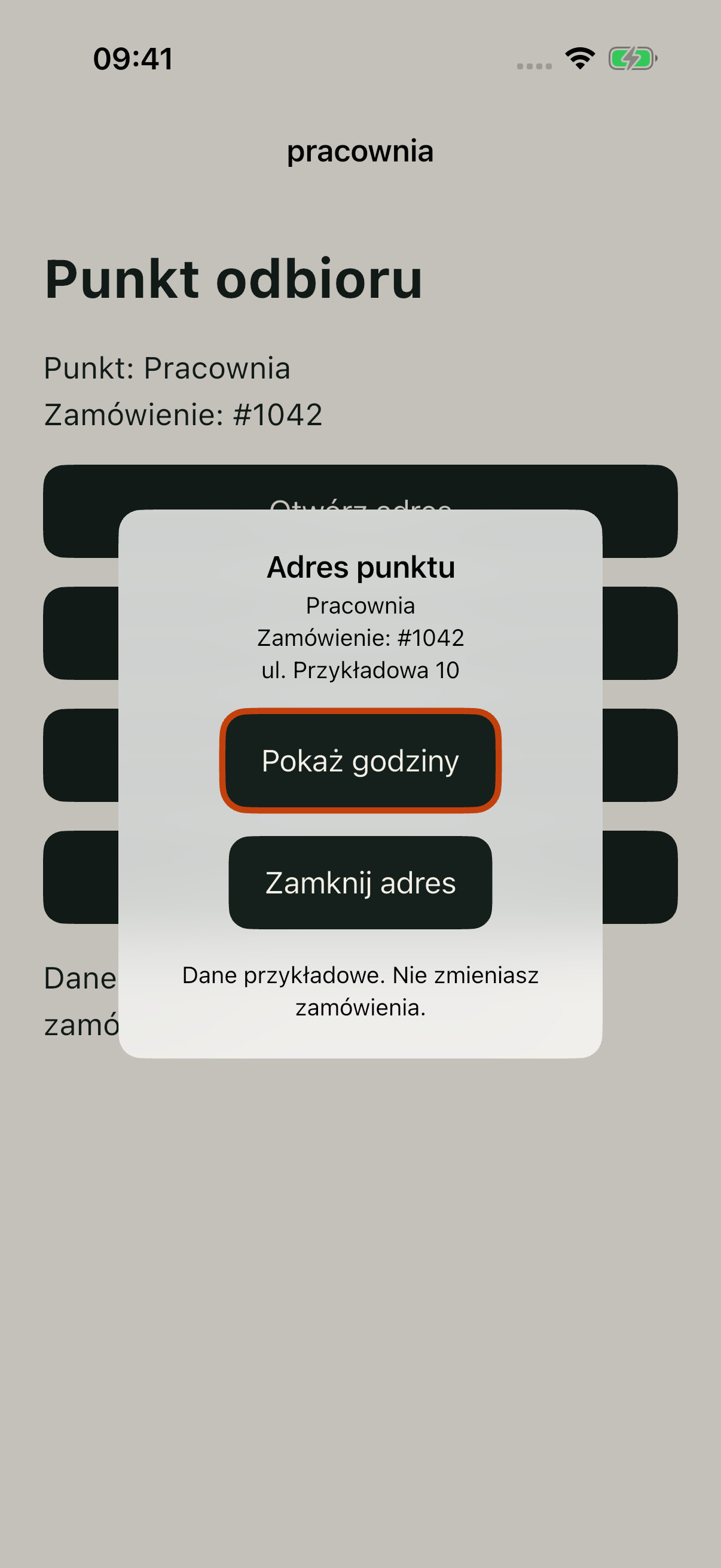 Pracownia: otwarty modal, fokus na Pokaż godziny po Tab i Space.