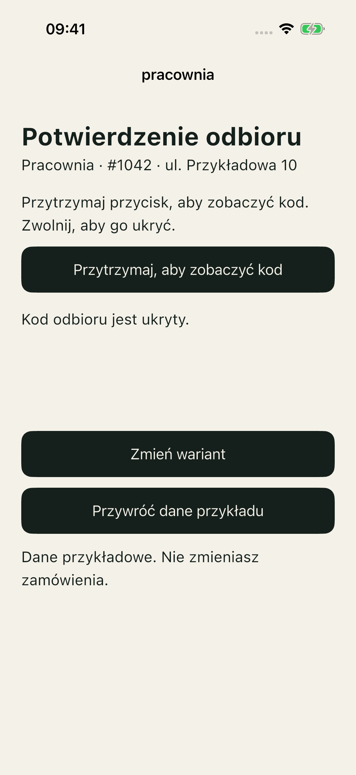 iPhone 17 Simulator iOS 26.5: control po zwolnieniu przytrzymanego podglądu, kod ponownie ukryty.