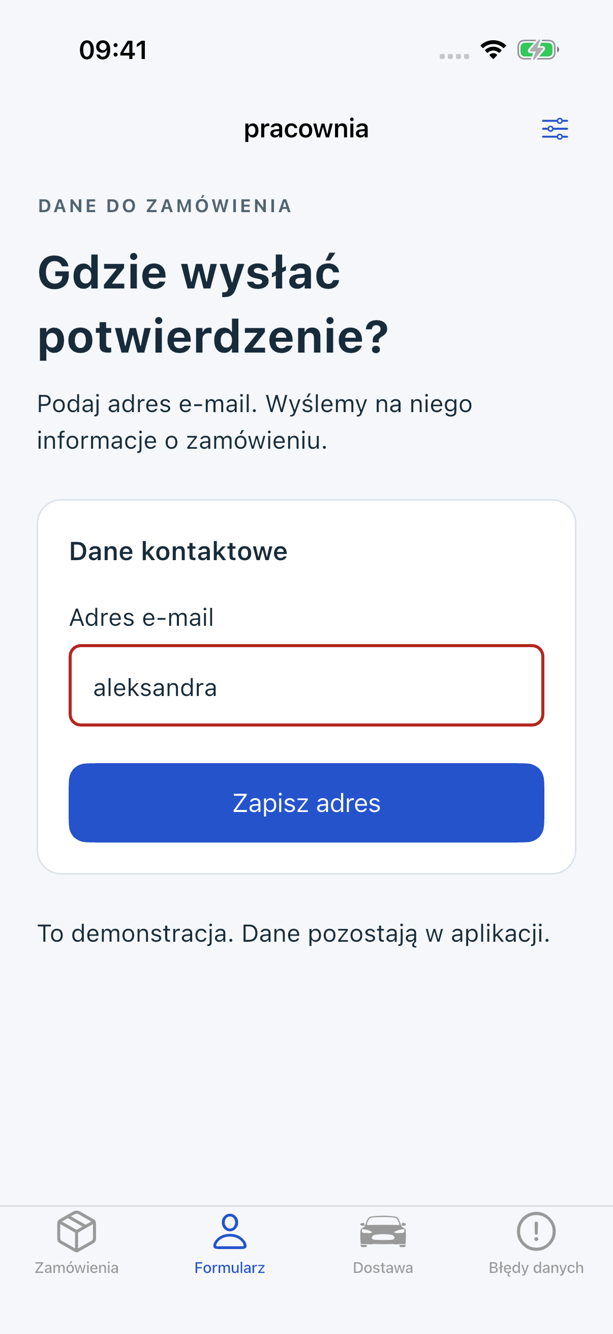 Pracownia iOS: niepoprawny adres aleksandra ma tylko czerwoną ramkę bez komunikatu.