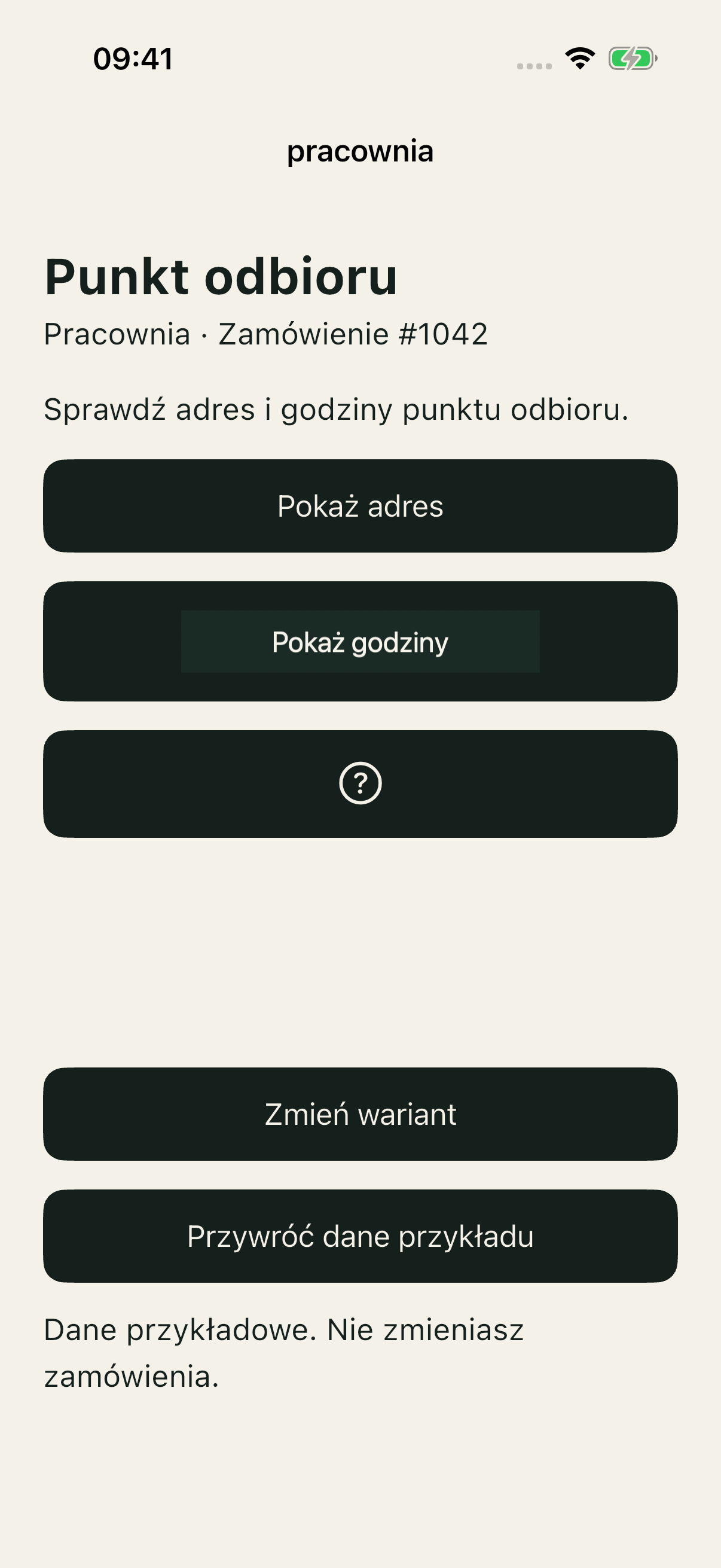 Pracownia na iOS Simulator: Pokaż adres, obraz tekstu Pokaż godziny i ikona pomocy w stanie początkowym.