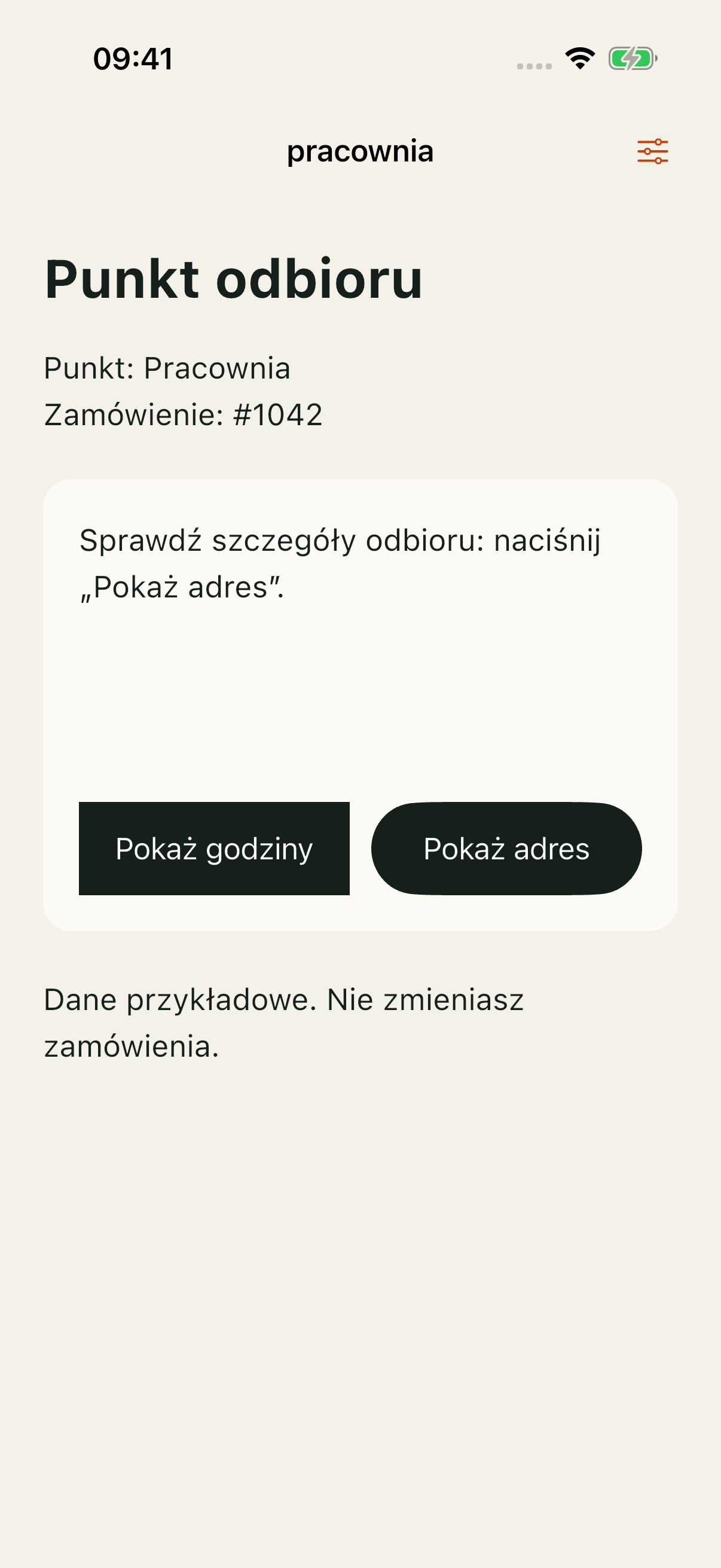 iOS Simulator, Cupertino: instrukcja podaje Pokaż adres; przyciski Pokaż godziny i Pokaż adres są obok siebie.